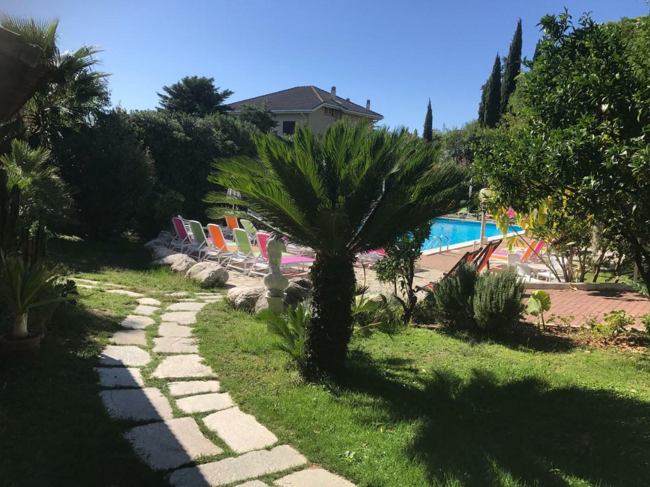 Le Villette Di Villa Paola Loano Luaran gambar